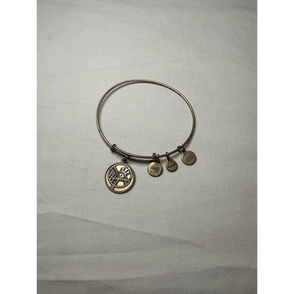 Alex and Ani Yankees Hat Logo in  Russan Gold  Expandable Wire Bangle -Bracelet